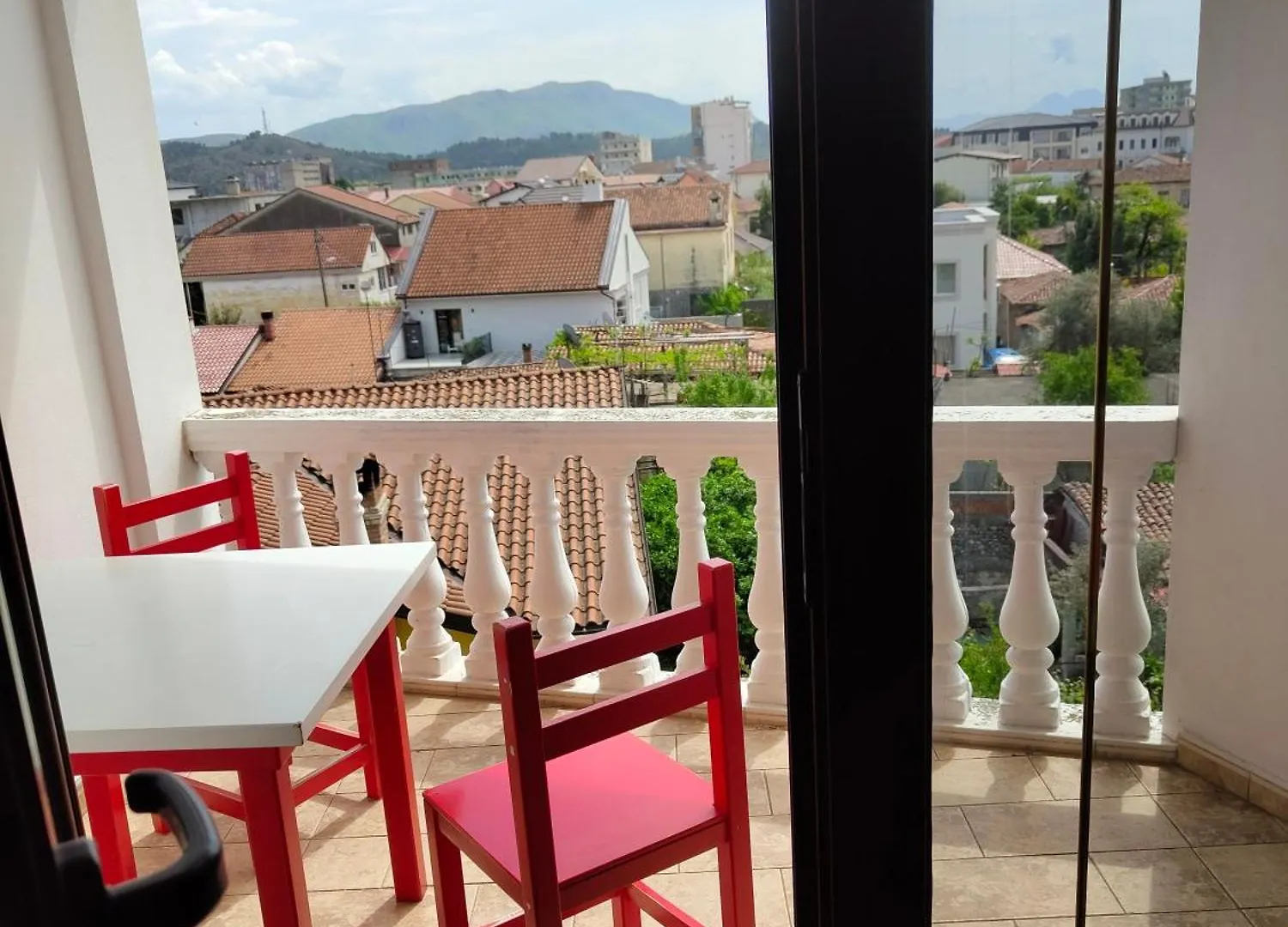 Tias Hostel Shkoder